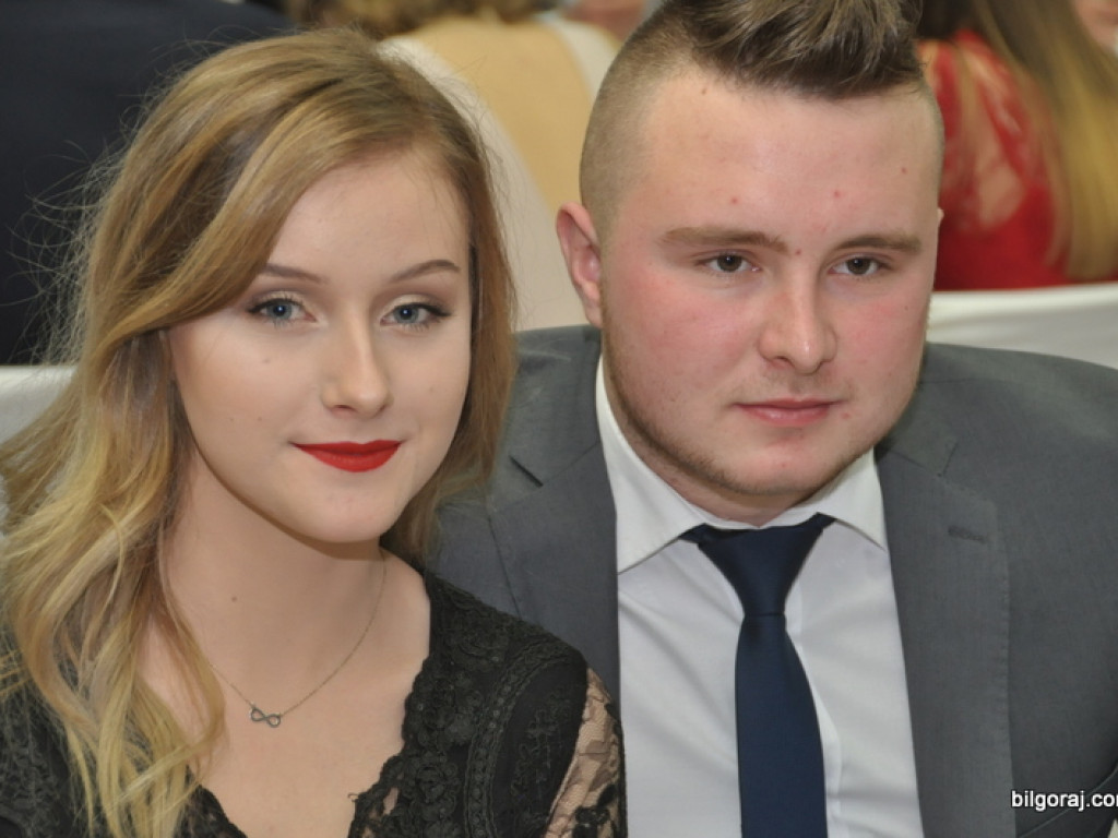 Bal studniówkowy w LO im. ONZ w Biłgoraju (FOTO, VIDEO)