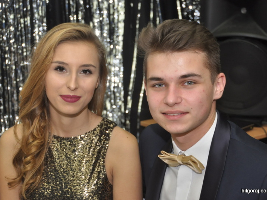 Bal studniówkowy w LO im. ONZ w Biłgoraju (FOTO, VIDEO)