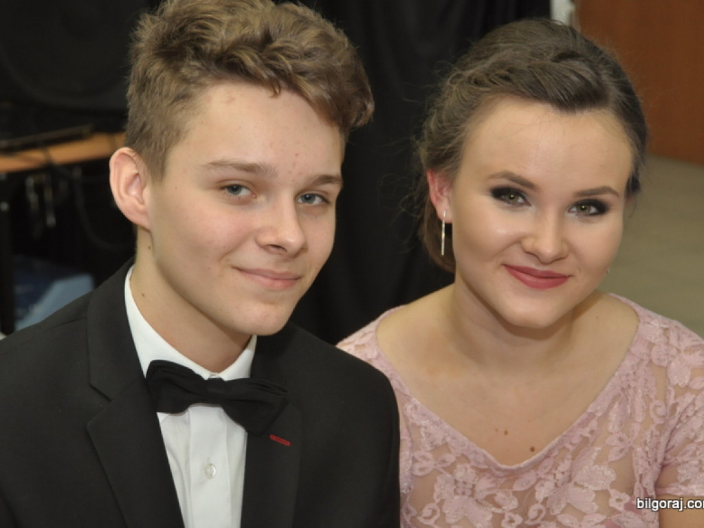 Bal studniówkowy w LO im. ONZ w Biłgoraju (FOTO, VIDEO)