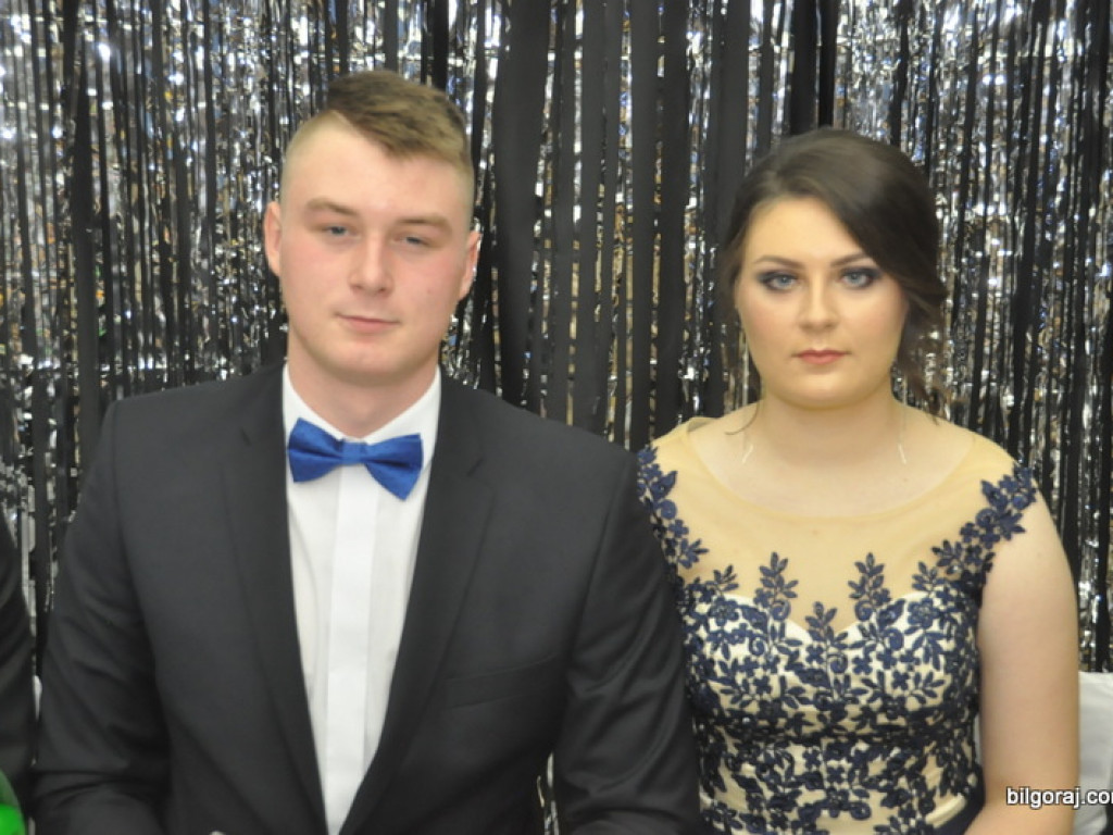 Bal studniówkowy w LO im. ONZ w Biłgoraju (FOTO, VIDEO)