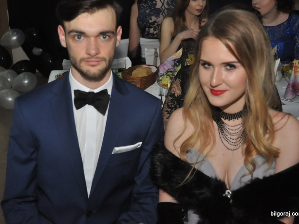 Bal studniówkowy w LO im. ONZ w Biłgoraju (FOTO, VIDEO)