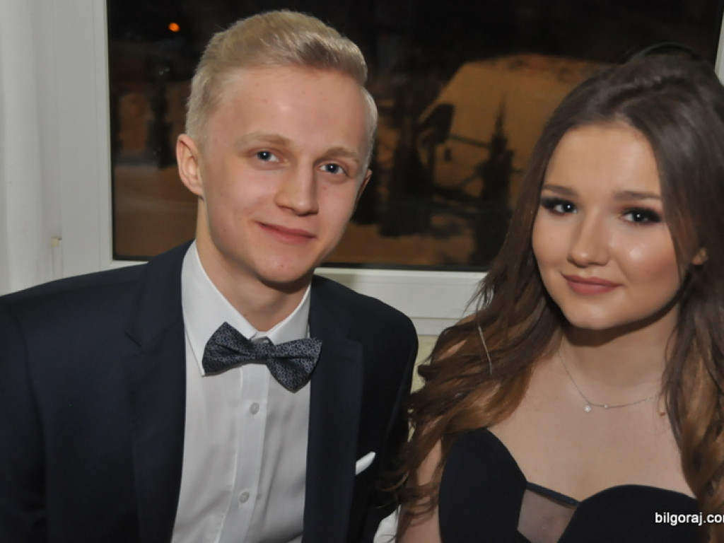 Bal studniówkowy w LO im. ONZ w Biłgoraju (FOTO, VIDEO)