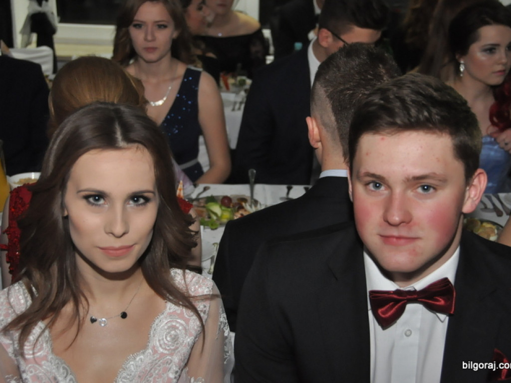 Bal studniówkowy w LO im. ONZ w Biłgoraju (FOTO, VIDEO)