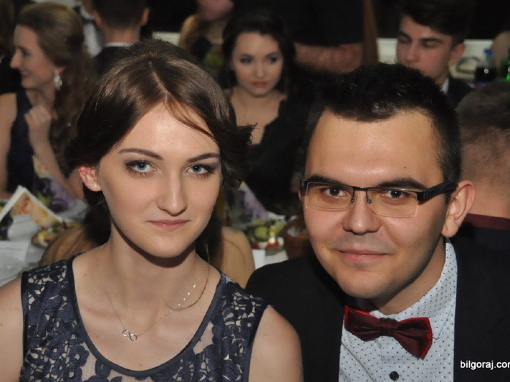 Bal studniówkowy w LO im. ONZ w Biłgoraju (FOTO, VIDEO)