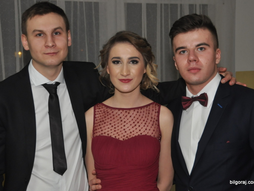 Bal studniówkowy w LO im. ONZ w Biłgoraju (FOTO, VIDEO)