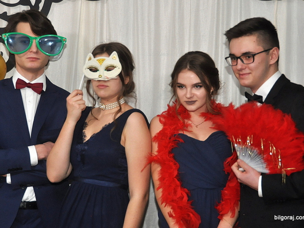 Bal studniówkowy w LO im. ONZ w Biłgoraju (FOTO, VIDEO)