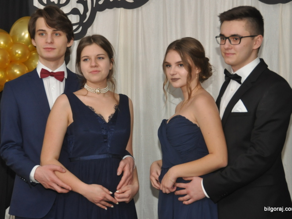 Bal studniówkowy w LO im. ONZ w Biłgoraju (FOTO, VIDEO)