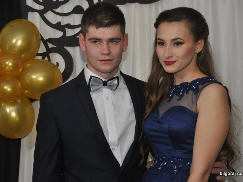 Bal studniówkowy w LO im. ONZ w Biłgoraju (FOTO, VIDEO)