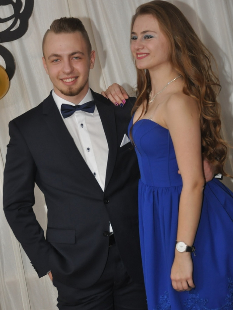 Bal studniówkowy w LO im. ONZ w Biłgoraju (FOTO, VIDEO)