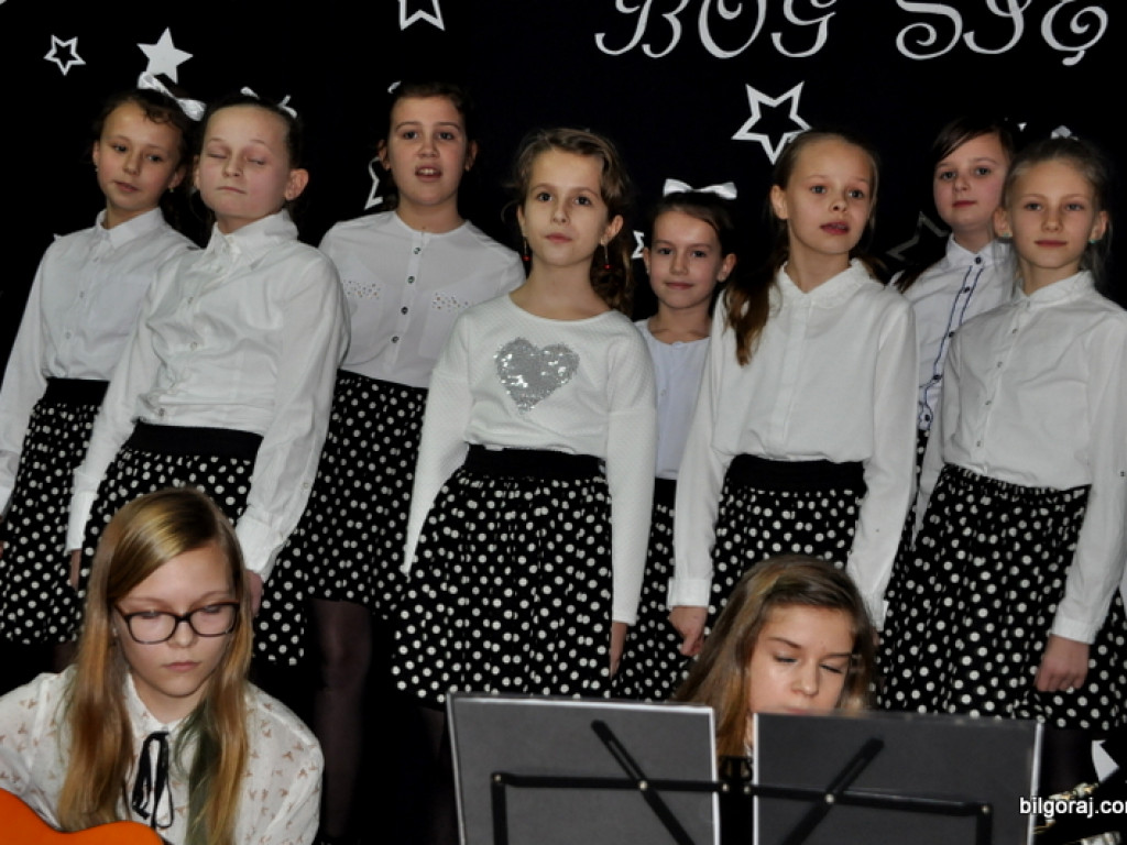 Tradycyjne kolędowanie w Hedwiżynie (FOTO)