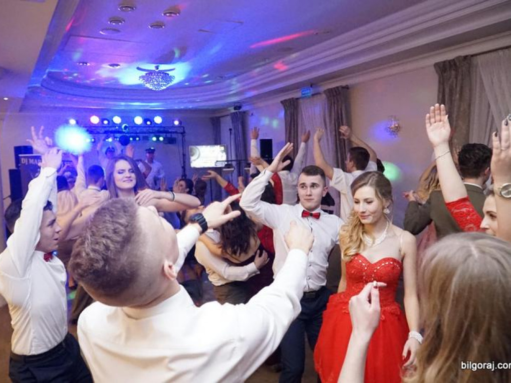Bal studniówkowy ZSL w Obszy (FOTO, VIDEO)