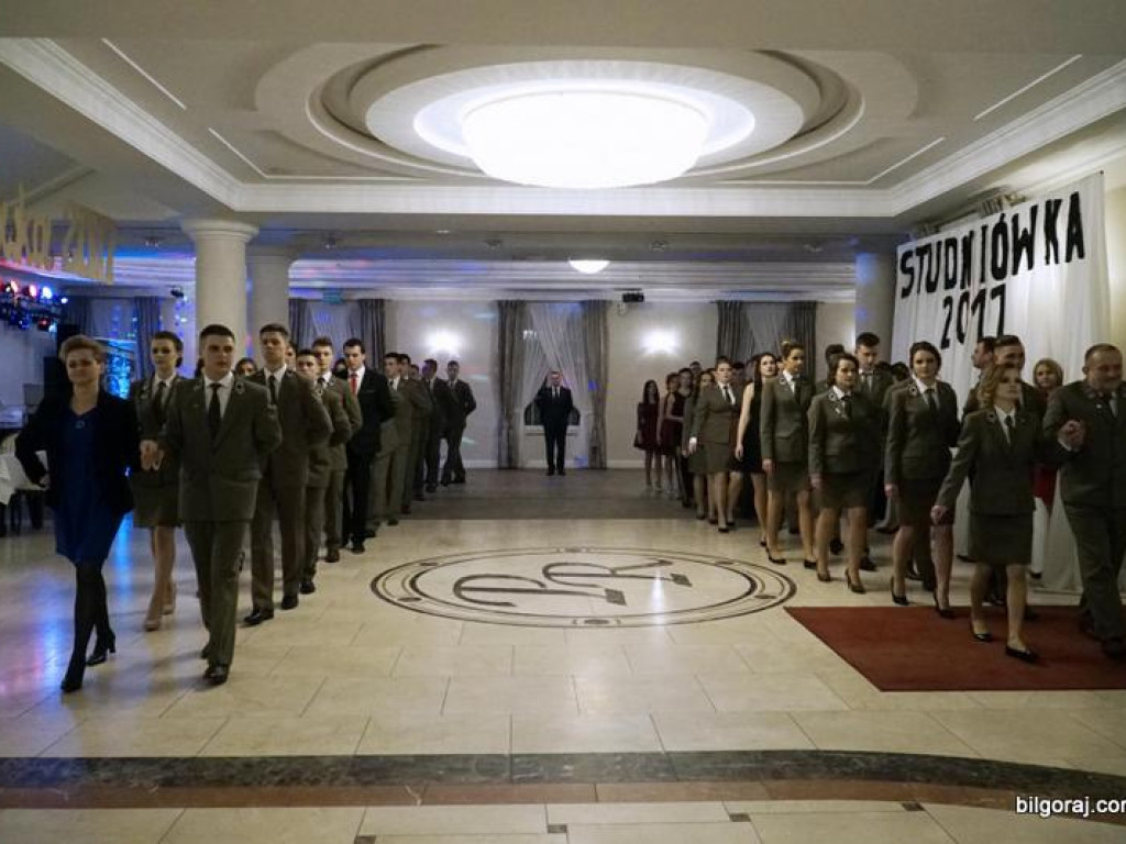 Bal studniówkowy ZSL w Obszy (FOTO, VIDEO)