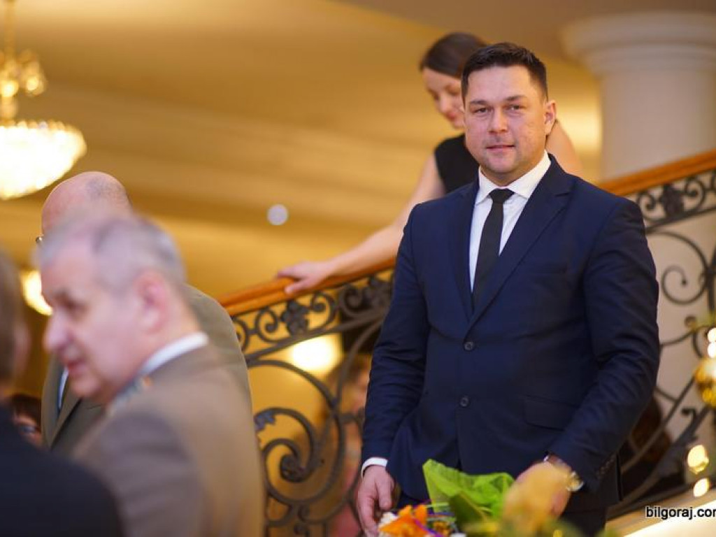 Bal studniówkowy ZSL w Obszy (FOTO, VIDEO)
