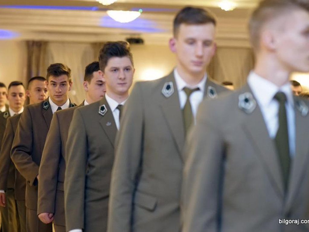 Bal studniówkowy ZSL w Obszy (FOTO, VIDEO)