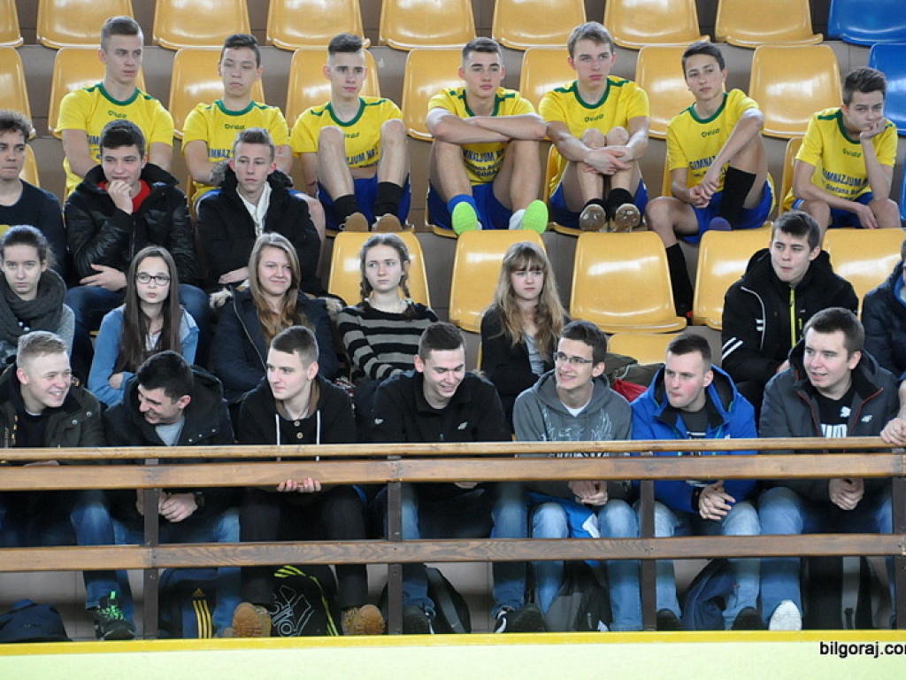 I Turniej Gimnazjalistów w Piłce Nożnej Halowej o Puchar Dyrektora ZSBiO (FOTO)