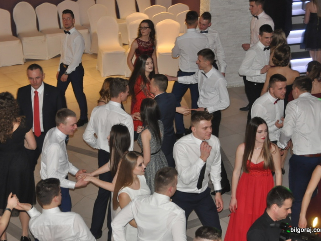 Bal studniówkowy maturzystów z ZSBiO (FOTO, VIDEO)
