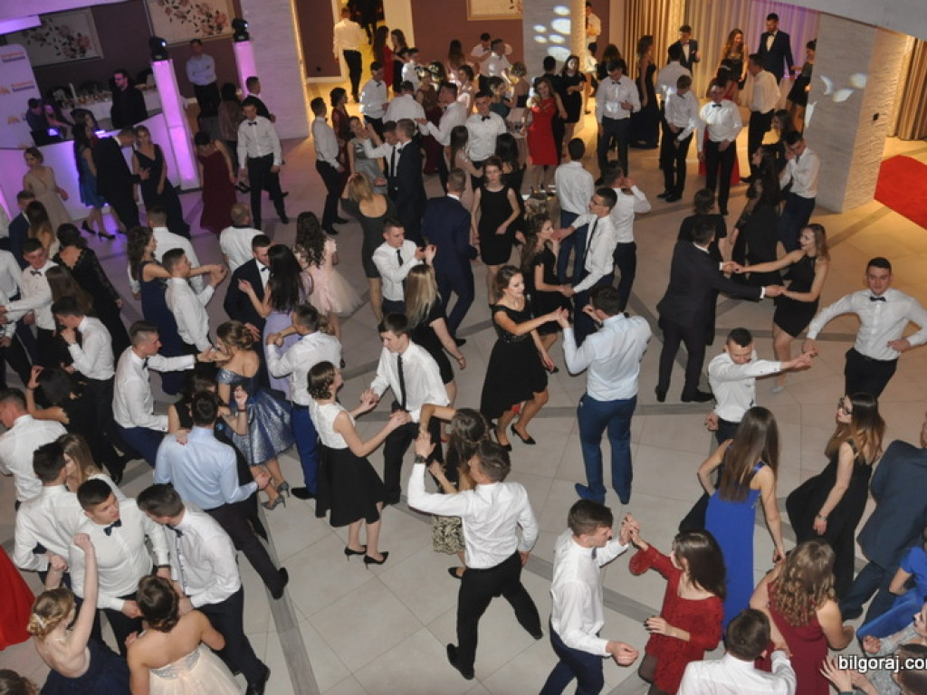 Bal studniówkowy maturzystów z ZSBiO (FOTO, VIDEO)