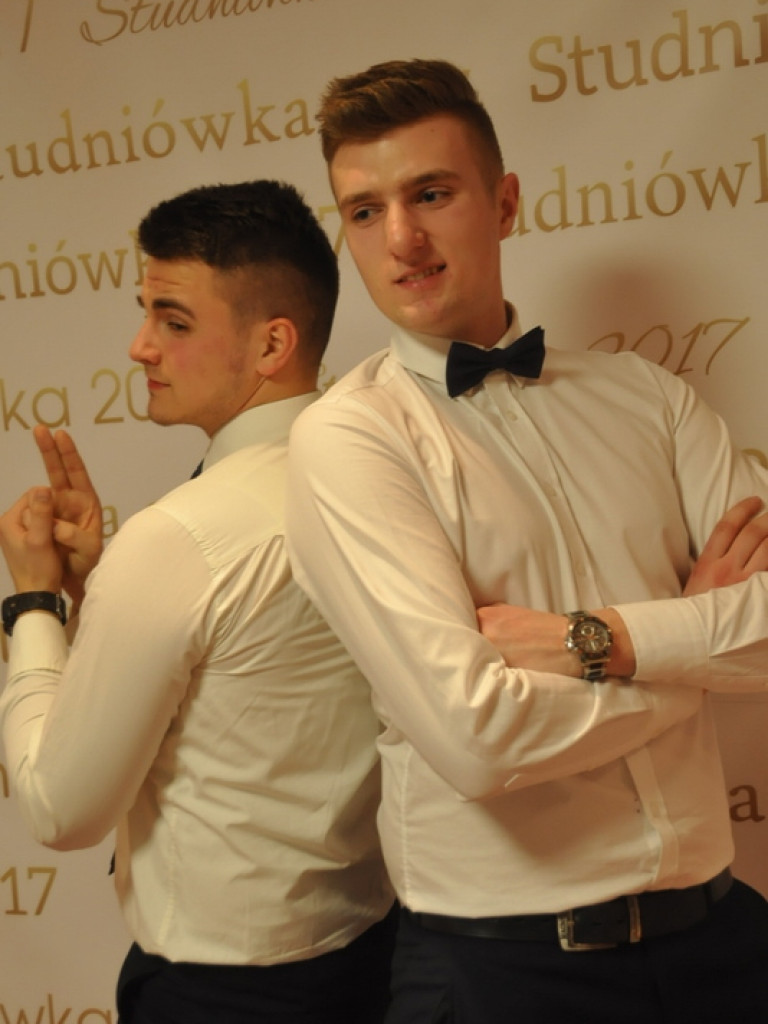 Bal studniówkowy maturzystów z ZSBiO (FOTO, VIDEO)