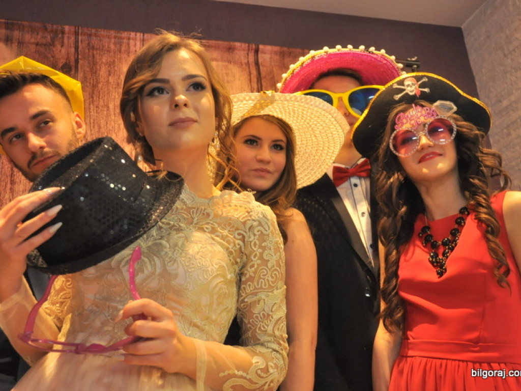 Bal studniówkowy maturzystów z ZSBiO (FOTO, VIDEO)
