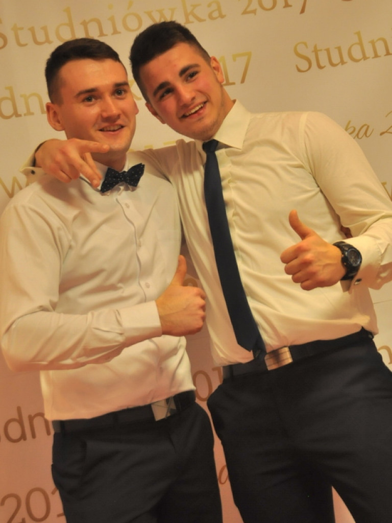 Bal studniówkowy maturzystów z ZSBiO (FOTO, VIDEO)