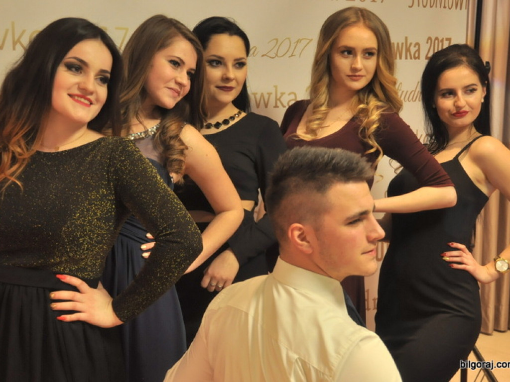 Bal studniówkowy maturzystów z ZSBiO (FOTO, VIDEO)