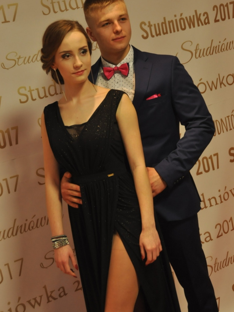 Bal studniówkowy maturzystów z ZSBiO (FOTO, VIDEO)