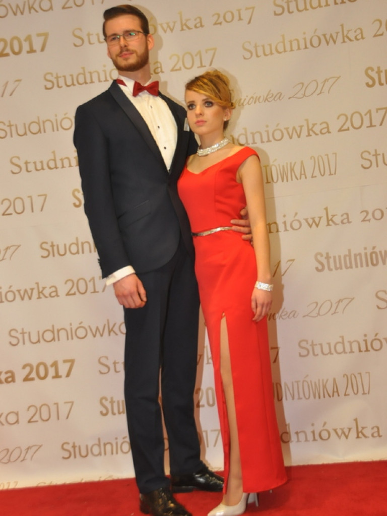 Bal studniówkowy maturzystów z ZSBiO (FOTO, VIDEO)