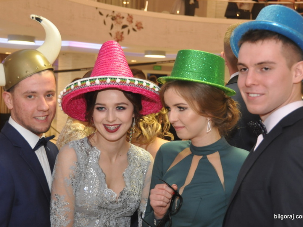 Bal studniówkowy maturzystów z ZSBiO (FOTO, VIDEO)