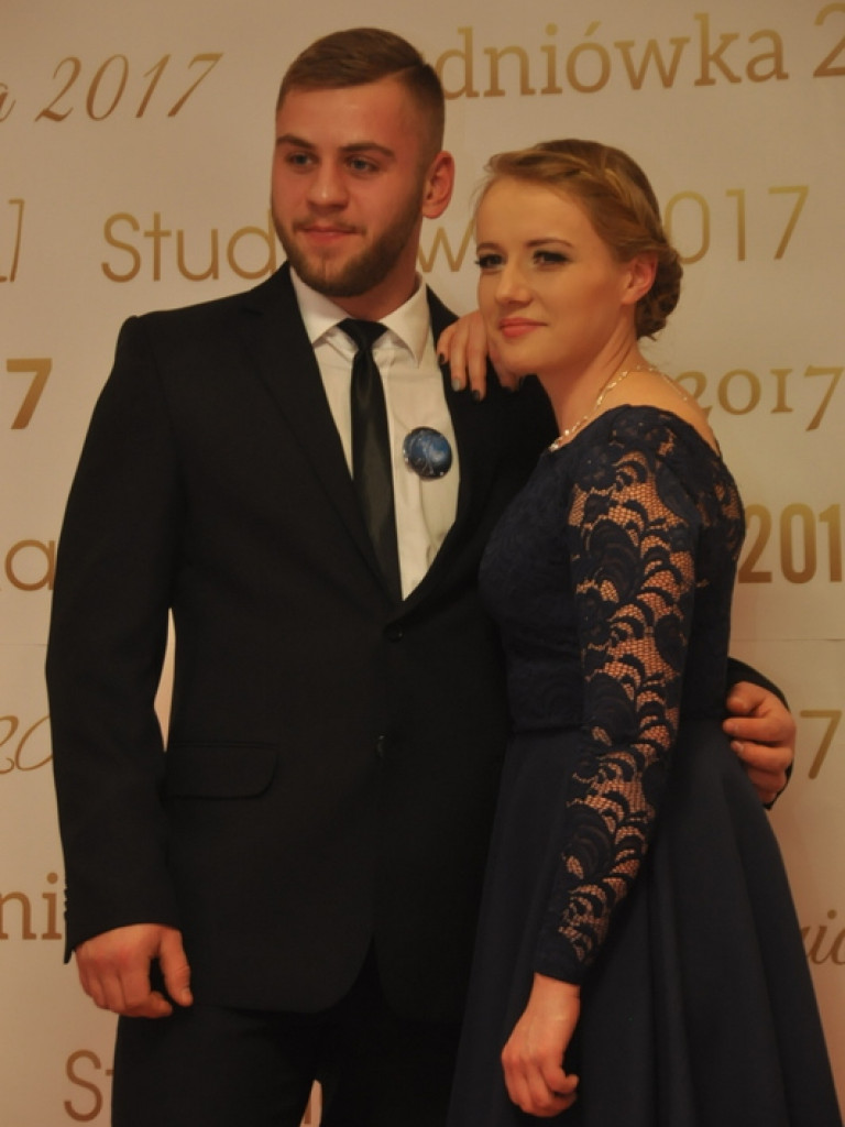 Bal studniówkowy maturzystów z ZSBiO (FOTO, VIDEO)