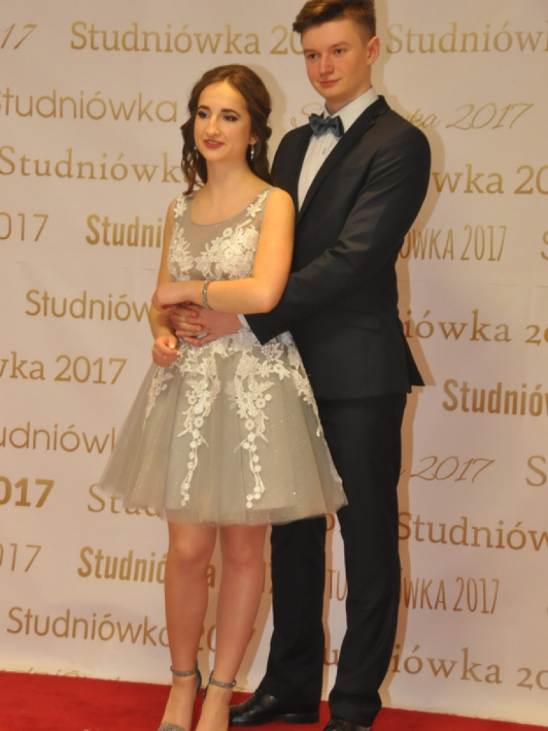 Bal studniówkowy maturzystów z ZSBiO (FOTO, VIDEO)