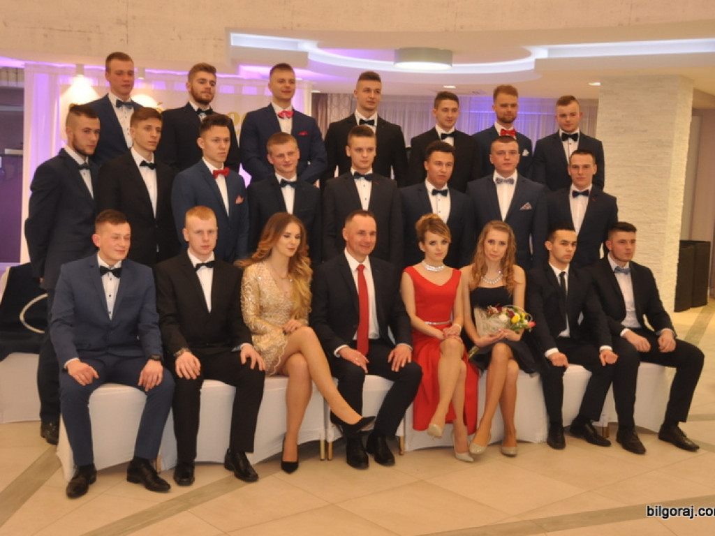 Bal studniówkowy maturzystów z ZSBiO (FOTO, VIDEO)
