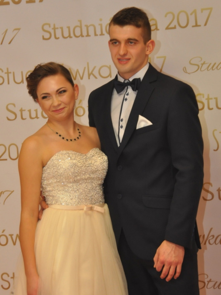 Bal studniówkowy maturzystów z ZSBiO (FOTO, VIDEO)