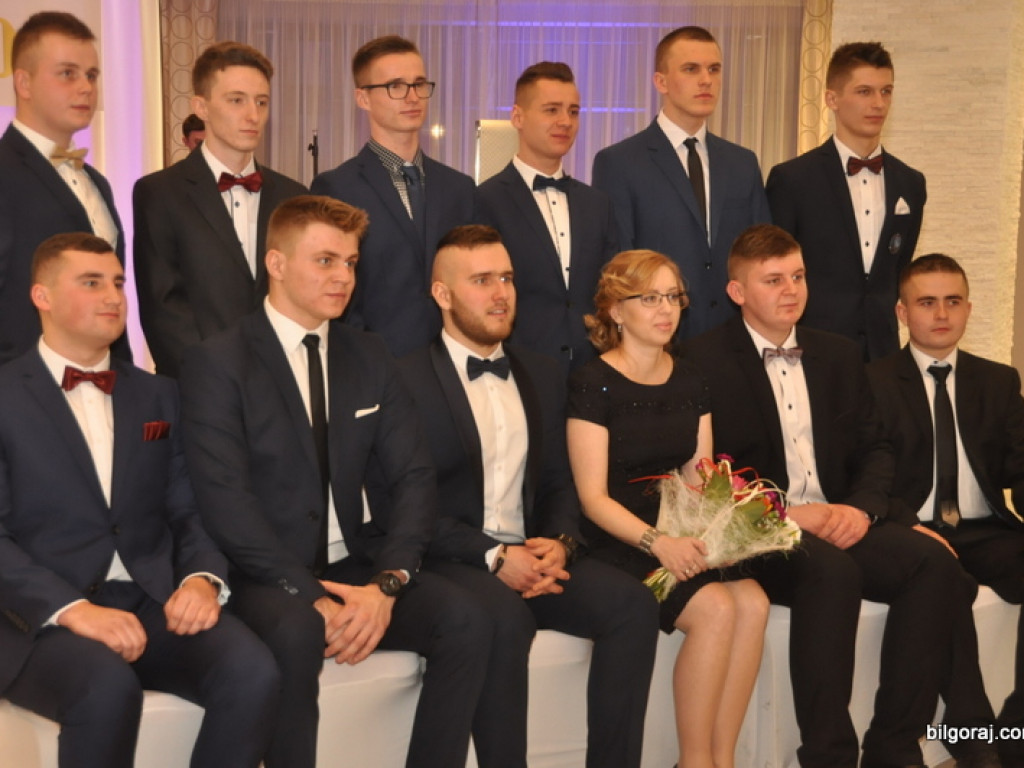 Bal studniówkowy maturzystów z ZSBiO (FOTO, VIDEO)
