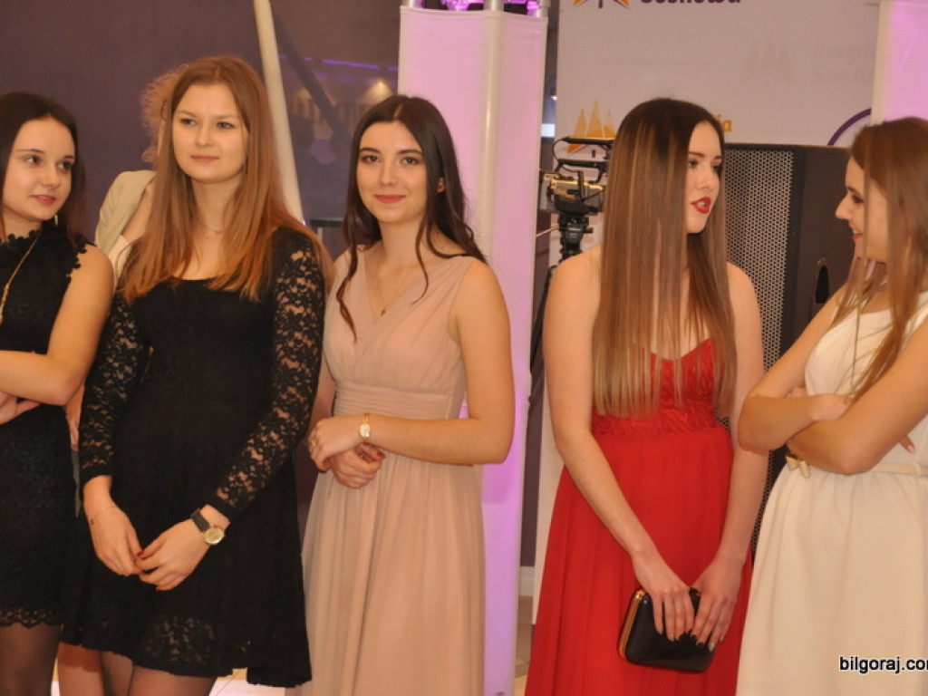 Bal studniówkowy maturzystów z ZSBiO (FOTO, VIDEO)
