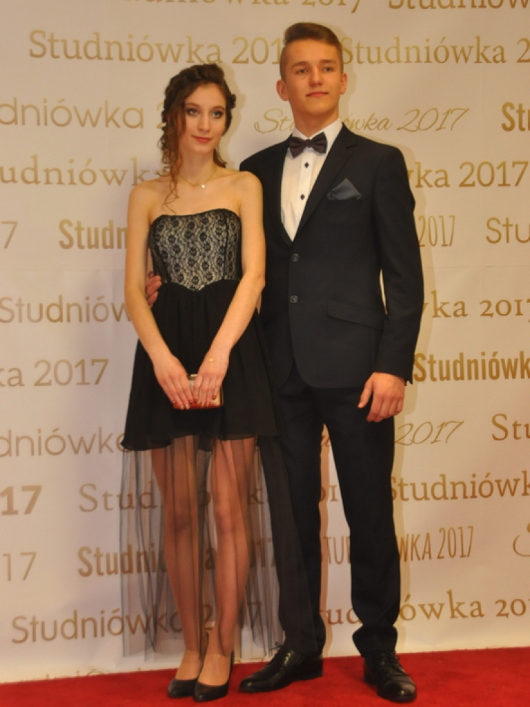Bal studniówkowy maturzystów z ZSBiO (FOTO, VIDEO)