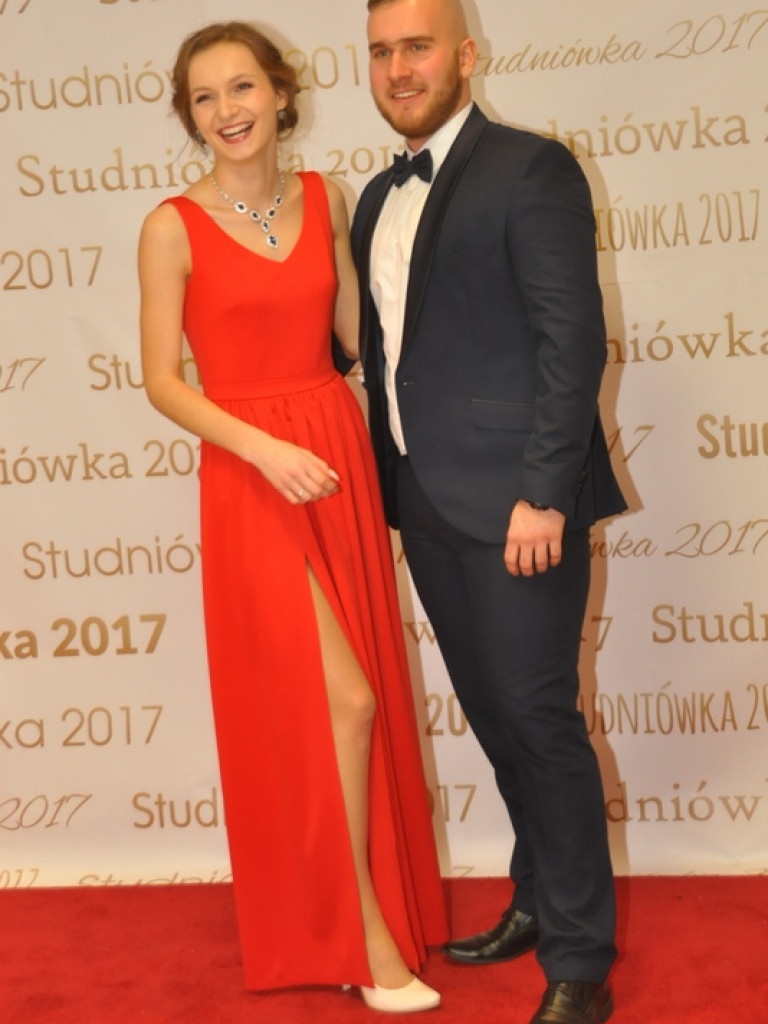 Bal studniówkowy maturzystów z ZSBiO (FOTO, VIDEO)
