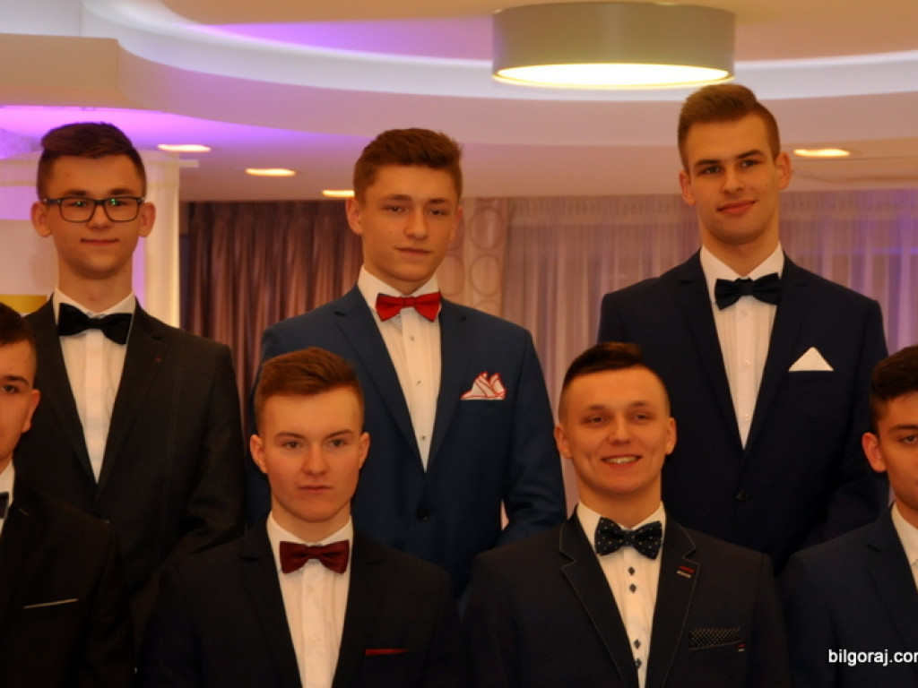 Bal studniówkowy maturzystów z ZSBiO (FOTO, VIDEO)