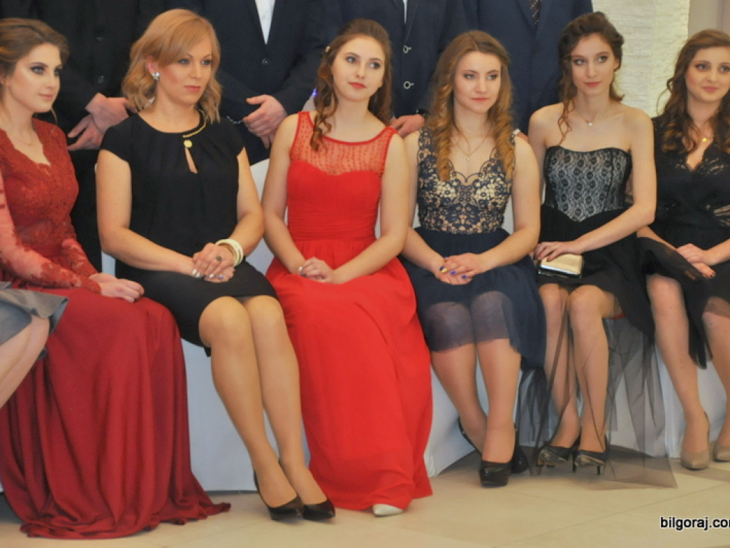 Bal studniówkowy maturzystów z ZSBiO (FOTO, VIDEO)