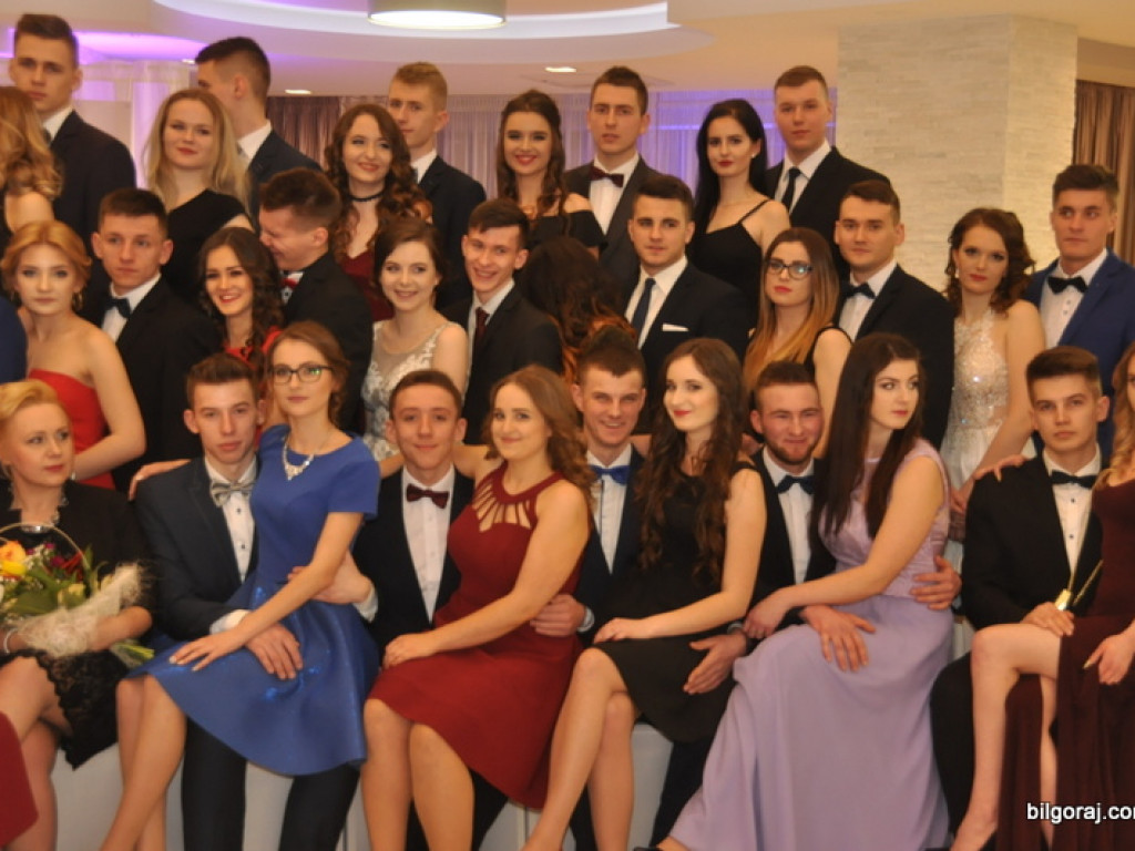 Bal studniówkowy maturzystów z ZSBiO (FOTO, VIDEO)