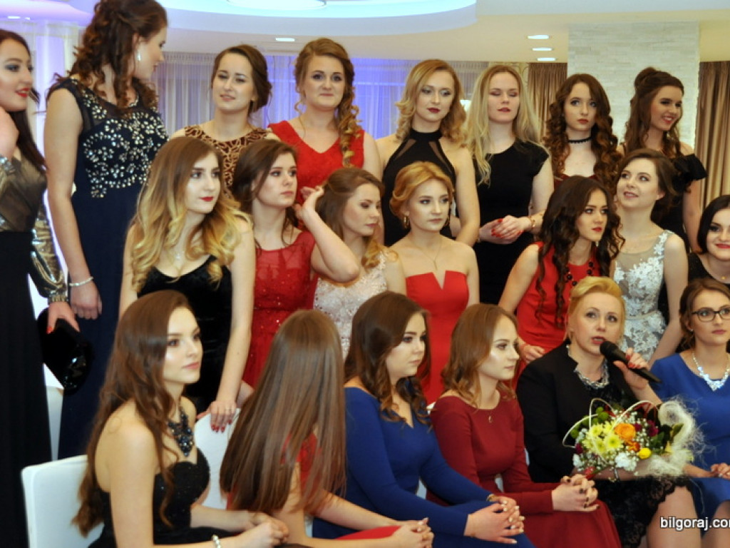 Bal studniówkowy maturzystów z ZSBiO (FOTO, VIDEO)