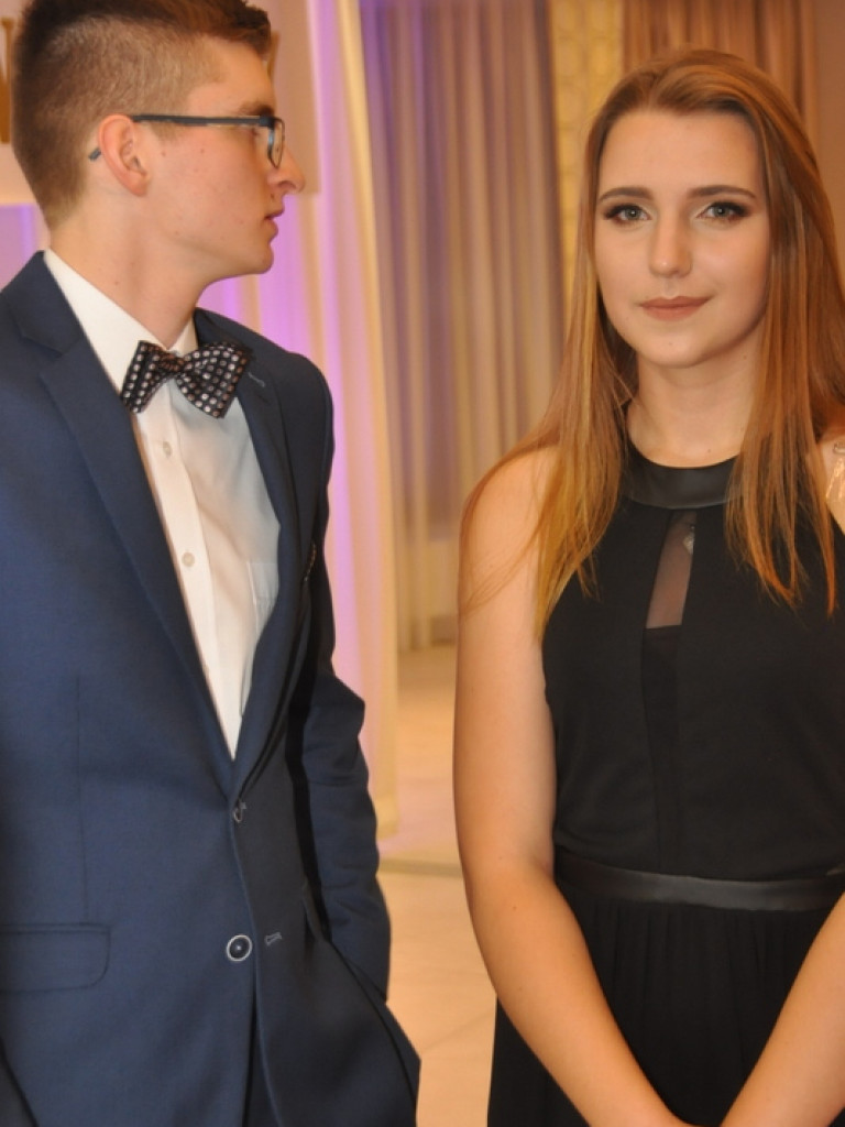 Bal studniówkowy maturzystów z ZSBiO (FOTO, VIDEO)