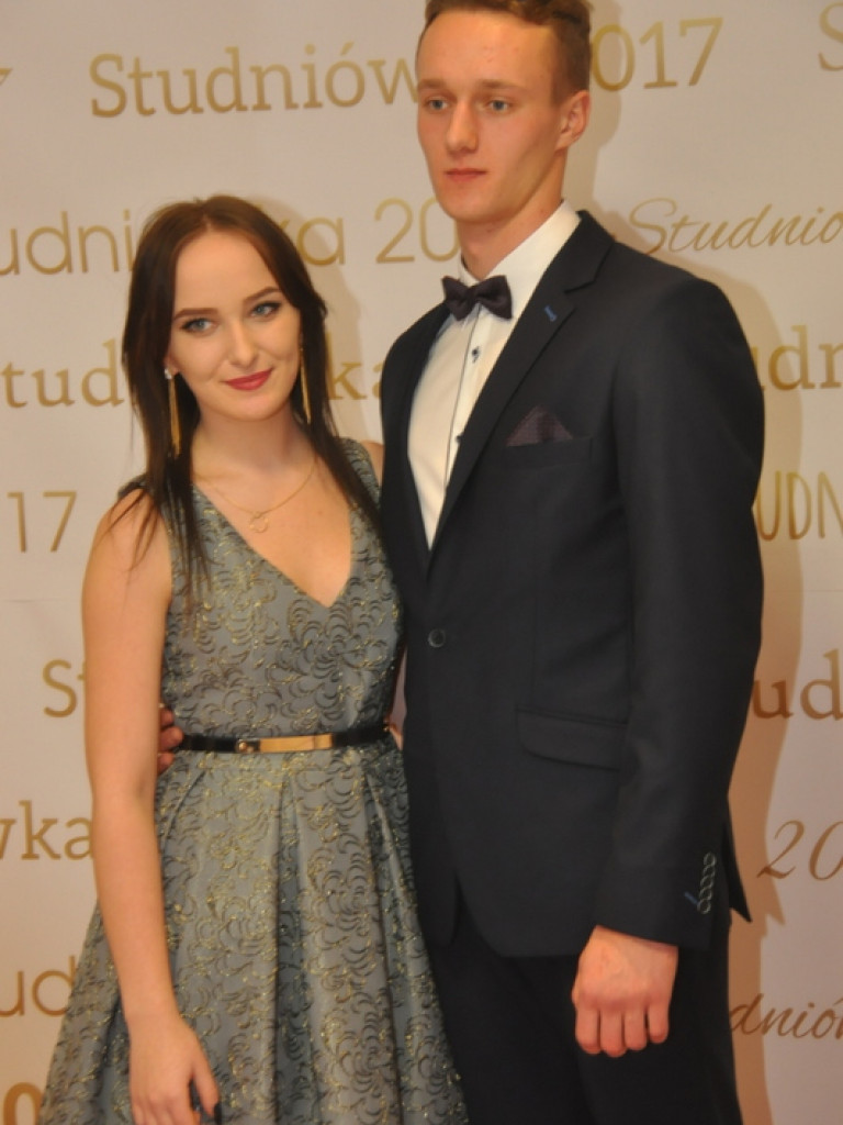 Bal studniówkowy maturzystów z ZSBiO (FOTO, VIDEO)