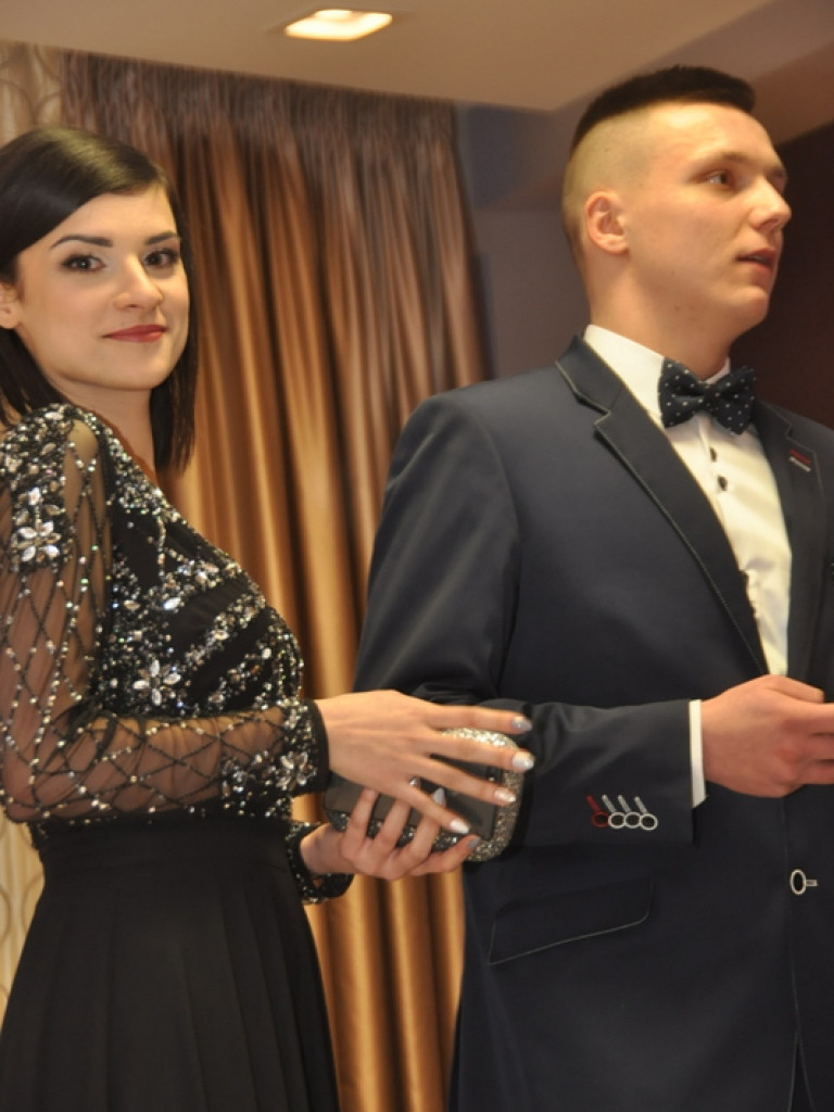Bal studniówkowy maturzystów z ZSBiO (FOTO, VIDEO)