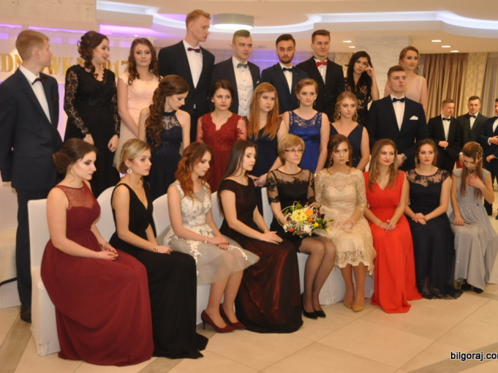 Bal studniówkowy maturzystów z ZSBiO (FOTO, VIDEO)