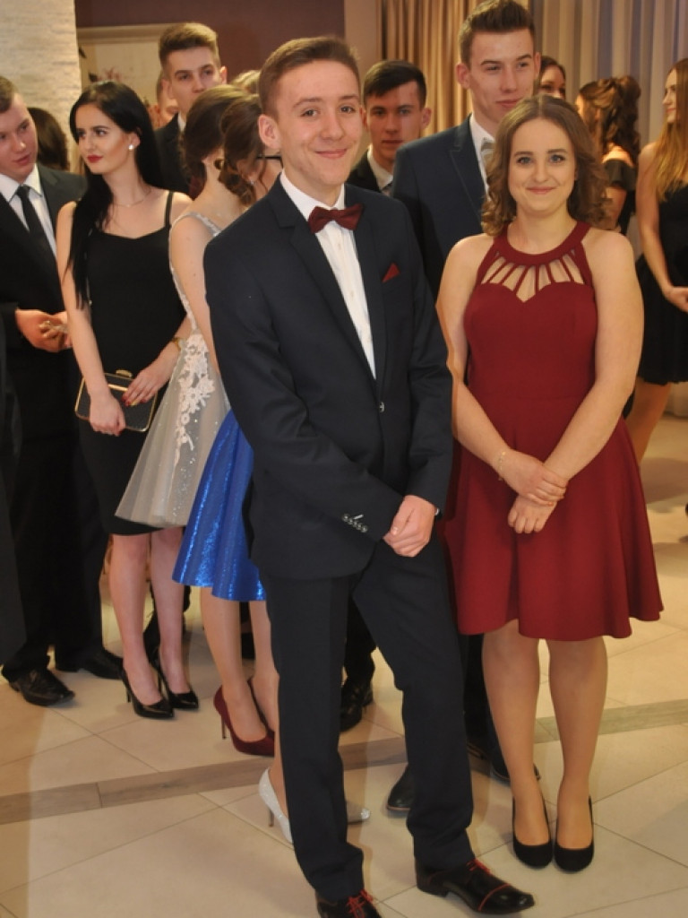 Bal studniówkowy maturzystów z ZSBiO (FOTO, VIDEO)