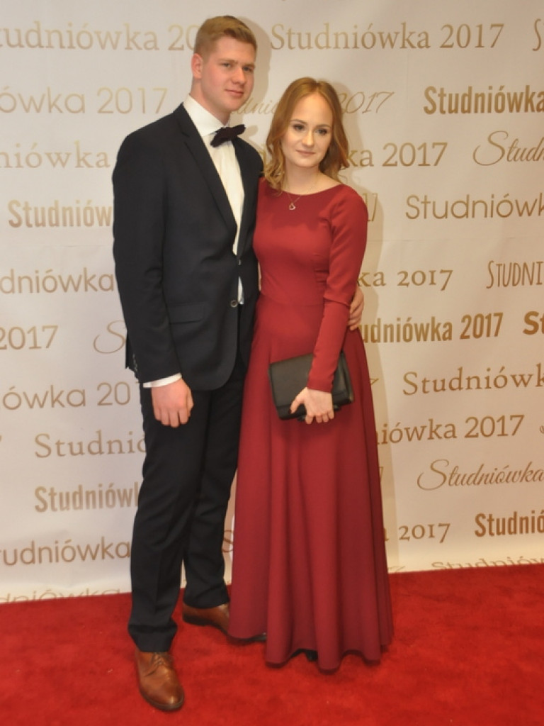 Bal studniówkowy maturzystów z ZSBiO (FOTO, VIDEO)