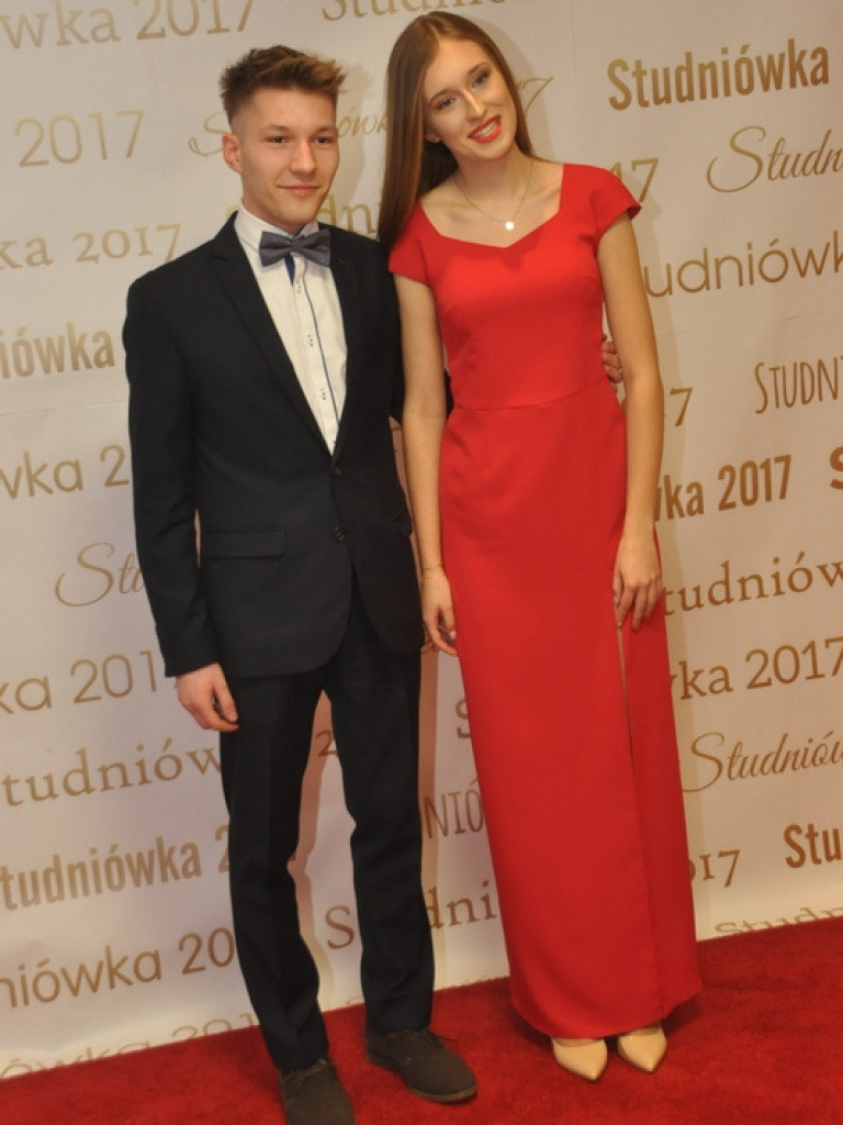 Bal studniówkowy maturzystów z ZSBiO (FOTO, VIDEO)