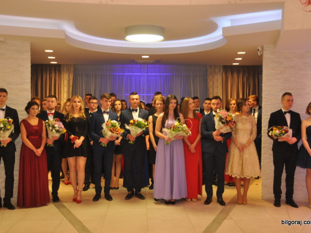 Bal studniówkowy maturzystów z ZSBiO (FOTO, VIDEO)