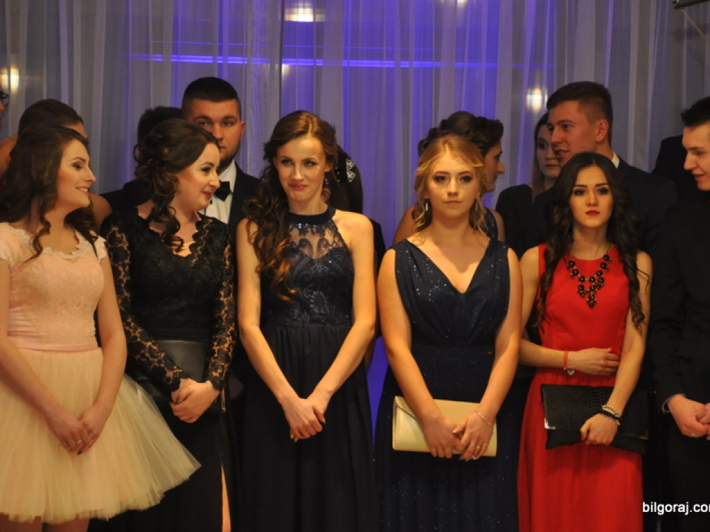 Bal studniówkowy maturzystów z ZSBiO (FOTO, VIDEO)