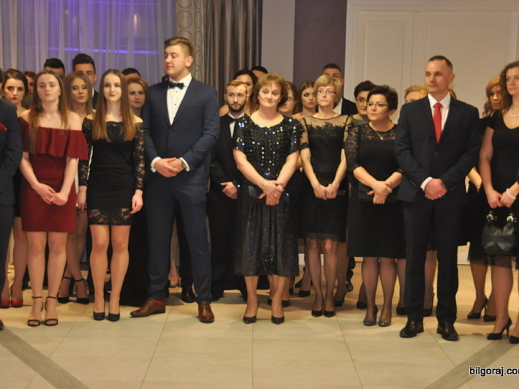 Bal studniówkowy maturzystów z ZSBiO (FOTO, VIDEO)